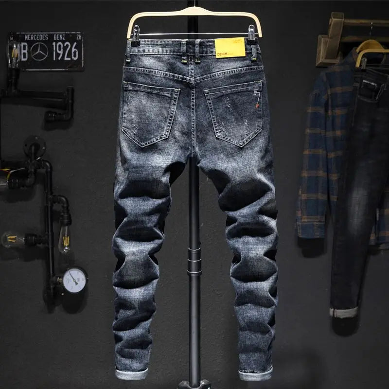 Men’s Slim Fit Ripped Jeans